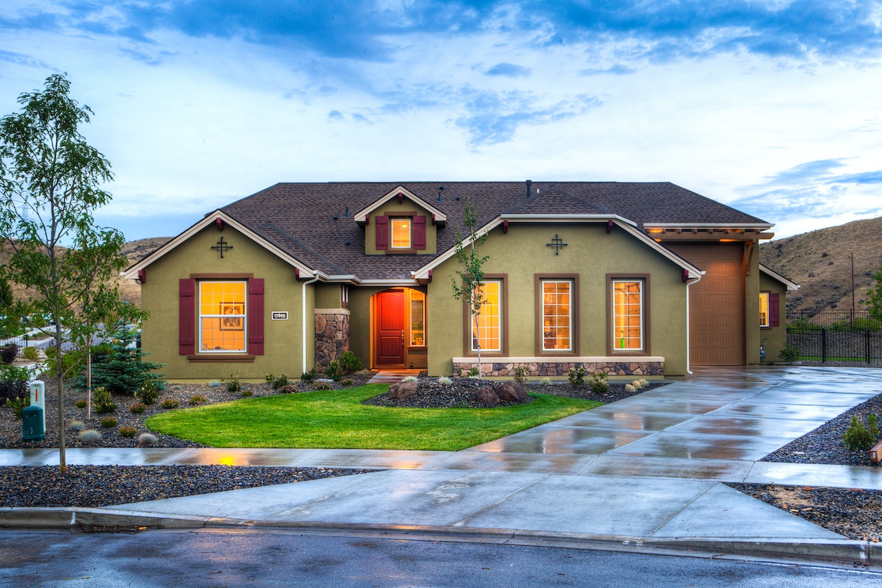 How to Improve Your Front Yard Landscaping